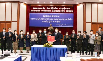 ມອບ-ຮັບໜ້າທີ່ລັດຖະມົນຕີ ກະຊວງແຜນການ ແລະ ການລົງທຶນ ຜູ້ເກົ່າ ແລະ ຜູ້ໃໝ່