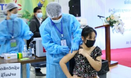 ລາວ ສັກວັກຊິນປ້ອງກັນໂຄວິດ-19 ທຸກເຂັມທີ່ແນະນຳໄດ້ກວ່າ 57%