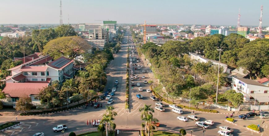 ນ້ຳໄຫລ ໄຟສະຫວ່າງ ທາງດີ ຄືປັດໄຈພື້ນຖານແຫ່ງຄວາມຈະເລີນຂອງຊາດ