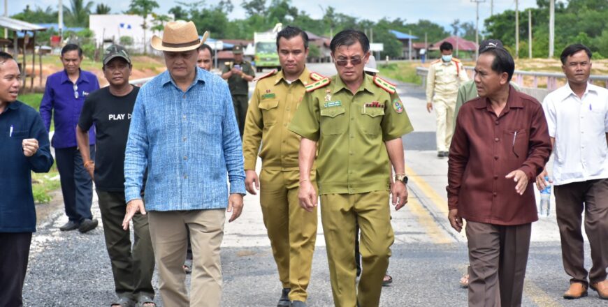 ທ່ານເຈົ້າແຂວງ ສະຫວັນນະເຂດ ແລະ ພະແນກການກ່ຽວຂ້ອງຕິດຕາມຊຸກຍູ້ການຈັດຕັ້ງປະຕິບັດແຜນພັດທະນາເສດຖະກິດ-ສັງຄົມ ທີ່ເມືອງທ່າປາງທອງ ທ່ານເຈົ້າແຂວງ ສະຫວັນນະເຂດ ແລະ ພະແນກການກ່ຽວຂ້ອງຕິດຕາມຊຸກຍູ້ການຈັດຕັ້ງປະຕິບັດແຜນພັດທະນາເສດຖະກິດ-ສັງຄົມ ທີ່ເມືອງທ່າປາງທອງ