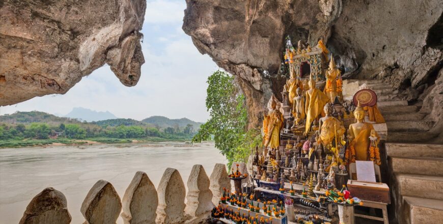 ຖ້ຳຕິ່ງ ເປັນປູຊະນິຍະສະຖານ ທີ່ສຳຄັນອອກແບບໂດຍທຳມະຊາດ ຖ້ຳຕິ່ງ ເປັນປູຊະນິຍະສະຖານ ທີ່ສຳຄັນອອກແບບໂດຍທຳມະຊາດ