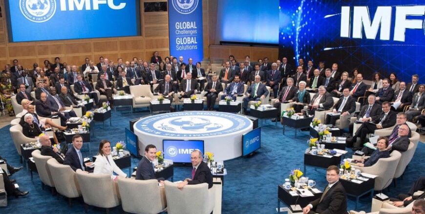 IMF ປັບຫຼຸດການຄາດຄະເນ GDP ອາເມລິກາໃນປີນີ້ເຫຼືອ 2,3%