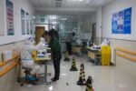 ໂຄວິດ ເຮັດໃຫ້ປະຊາຊົນຈີນ ເສຍຊີວິດກໍລະນີທຳອິດໃນຮອບເຄິ່ງປີ ຕິດເຊື້ອແຕ່ລະວັນຫລາຍກວ່າ 20.000 ຄົນ