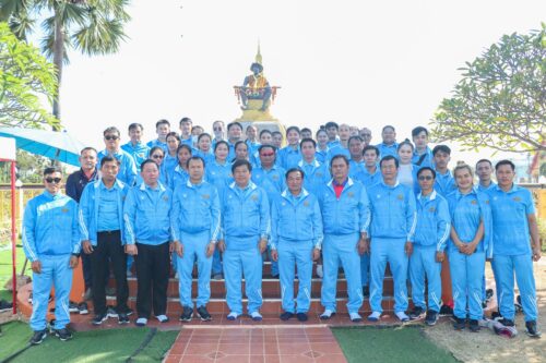 ທັບນັກກິລາ ນະຄອນຫລວງ 663 ຄົນ ກາບໄຫວ້ສິ່ງສັກສິດຂໍພອນກ່ອນເຂົ້າຮ່ວມ “ຊຽງຂວາງ ເກມ” ທັບນັກກິລາ ນະຄອນຫລວງ 663 ຄົນ ກາບໄຫວ້ສິ່ງສັກສິດຂໍພອນກ່ອນເຂົ້າຮ່ວມ “ຊຽງຂວາງ ເກມ”