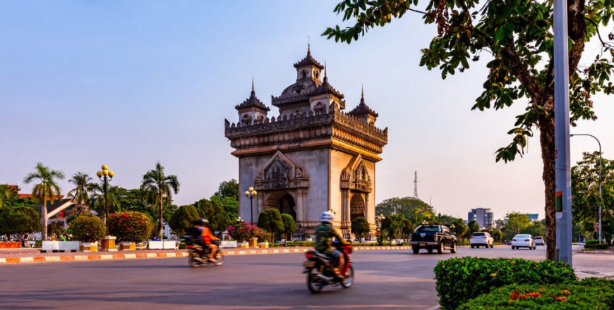ປີ 2023 ສັບພະບັນຫາທີ່ຕ້ອງຜ່ານຜ່າຕໍ່ສິ່ງທ້າທາຍທັງພາຍໃນພາຍນອກ