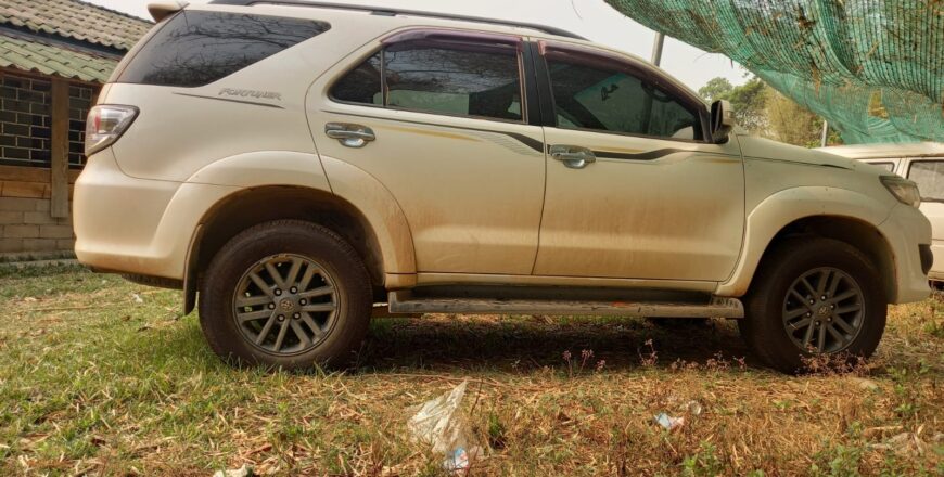 ດ່ວນ!! ປະກາດຫາເຈົ້າຂອງລົດ  TOYOTA FOTUNER ໃຫ້ມາພົວພັນເອົາລົດຢູ່ ປກສ ແຂວງວຽງຈັນ