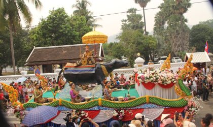 ສະຫລອງປີໃໝ່ລາວປີນີ້ບັນຍາກາດຄຶກຄື້ນຍິ່ງໃຫຍ່ອະລັງການ
