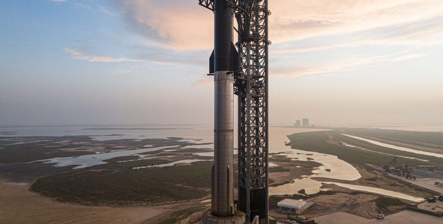 SpaceX ເລື່ອນທົດລອງປ່ອຍຈະຫລວດ Starship ຫລັງເກີດບັນຫາວາວແຮງດັນແຂງຕົວ