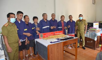 ປກສ ນະຄອນໄກສອນ ແຂວງສະຫວັນນະເຂດ ຈັບກຸ່ມຄ້າຂາຍຢາເສບຕິດ ໄດ້ 7 ຄົນ ພ້ອມຂອງກາງຢາບ້າ 72 ພັນກວ່າເມັດ.