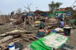 ຈຳນວນຜູ້ເສຍຊີວິດເພີ່ມຂຶ້ນຫລາຍກວ່າ 80ຄົນ ຈາກເຫດພາຍຸໄຊໂຄນໂມຄາ ຖະຫລົ່ມມຽນມາ