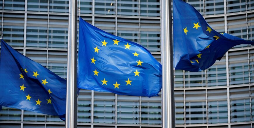 EU ຕັ້ງເປົ້າໝາຍໃໝ່ ຫວັງໃຊ້ພະລັງງານໝູນວຽນເປັນແຫລ່ງຜະລິດ ພະລັງງານສະອາດສູງເຖິງ 42,5% ພາຍໃນປີ 2030 EU ຕັ້ງເປົ້າໝາຍໃໝ່ ຫວັງໃຊ້ພະລັງງານໝູນວຽນເປັນແຫລ່ງຜະລິດ ພະລັງງານສະອາດສູງເຖິງ 42,5% ພາຍໃນປີ 2030