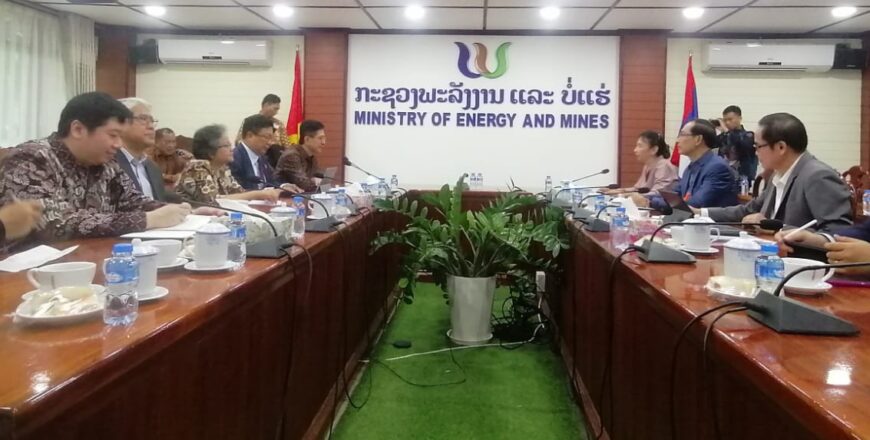 ສປປ ລາວ ສະເໜີ ປະທານ ສະພາການຄ້າ ແລະ ອຸດສາຫະກຳ ອາຊຽນ ເຊຍ ສືບຕໍ່ໃຫ້ການສະໜັບສະໜູນ, ຊ່ວຍເຫຼືອ ເພື່ອບັນລຸການພັດທະນາ ແລະ ຫຼຸດພົ້ນຈາກຄວາມຍາກຈົນ