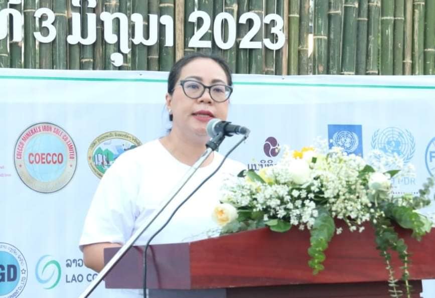 ປັດຈຸບັນ ສປປ ລາວ ໄດ້ຮັບຜົນກະທົບຈາກສິ່ງແວດລ້ອມທີ່ເກີດຈາກໄຟໄໝ້ປ່າ ນໍ້າເປື້ອນ ແລະ ບັນຫາຂີ້ເຫຍື້ອ ໂດຍສະເພາະແມ່ນຂີ້ເຫຍື້ອປລາສຕິກ