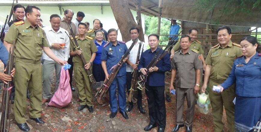 ທຳລາຍປືນແກັບ 800 ກະບອກ ແລະ ສິ່ງຜິດກົດໝາຍອີກຫລາຍລາຍການ
