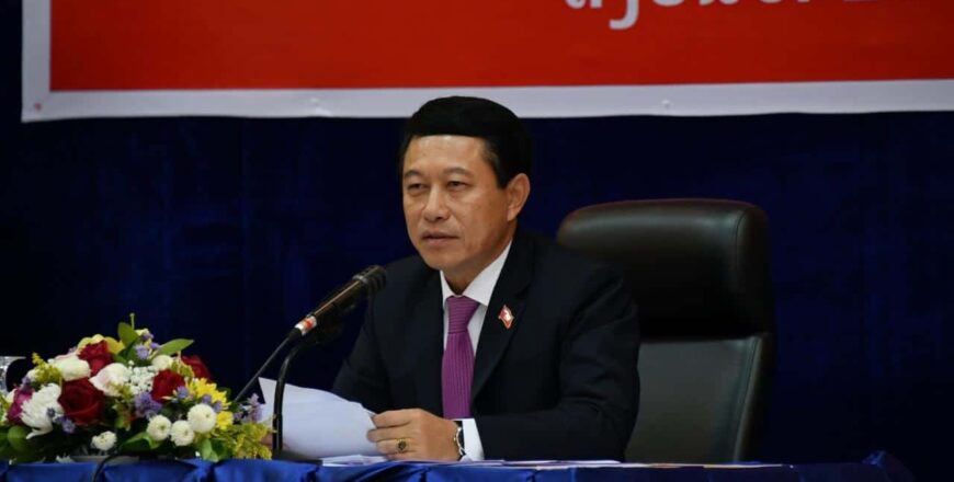 ຮອງນາຍົກ ຊີ້ນໍາຄະນະພັກກະຊວງການຕ່າງປະເທດ ໃຫ້ຕໍານິສົ່ງຂ່າວຕາມຄວາມຈິງ ຫລີກລ່ຽງການສວຍ ໂອກາດໃຊ້ອະຄະຕິສ່ວນຕົວ ເພື່ອທັບຖົມໂຈມຕີກັນ ຮອງນາຍົກ ຊີ້ນໍາຄະນະພັກກະຊວງການຕ່າງປະເທດ ໃຫ້ຕໍານິສົ່ງຂ່າວຕາມຄວາມຈິງ ຫລີກລ່ຽງການສວຍ ໂອກາດໃຊ້ອະຄະຕິສ່ວນຕົວ ເພື່ອທັບຖົມໂຈມຕີກັນ