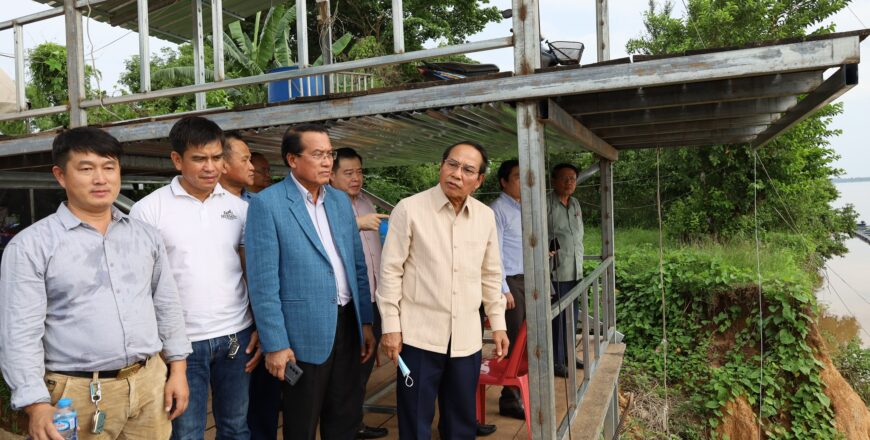 ຮອງປະທານປະເທດ ເນັ້ນໃຫ້ເມືອງທ່າແຂກ ເອົາໃຈໃສ່ພັດທະນາເສດຖະກິດ ເພື່ອແກ້ໄຂຊີວິດການເປັນຢູ່ຂອງປະຊາຊົນໃຫ້ນັບມື້ດີຂຶ້ນ