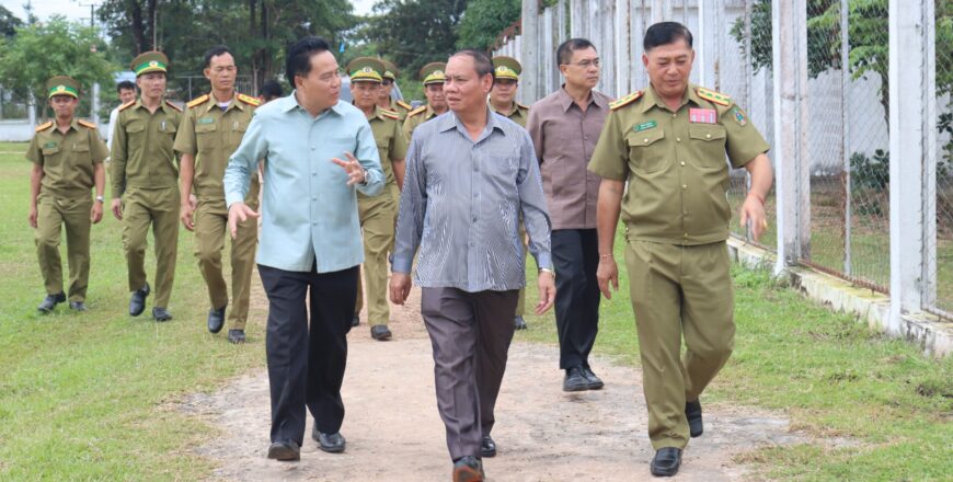 ຮອງນາຍົກລັດຖະມົນຕີ  ເຄື່ອນໄຫວເຮັດວຽກຢູ່ແຂວງບໍລິຄຳໄຊ  ແລະ ຢ້ຽມຢາມສູນຟື້ນຟູຜູ້ຕິດຢາເສບຕິດ