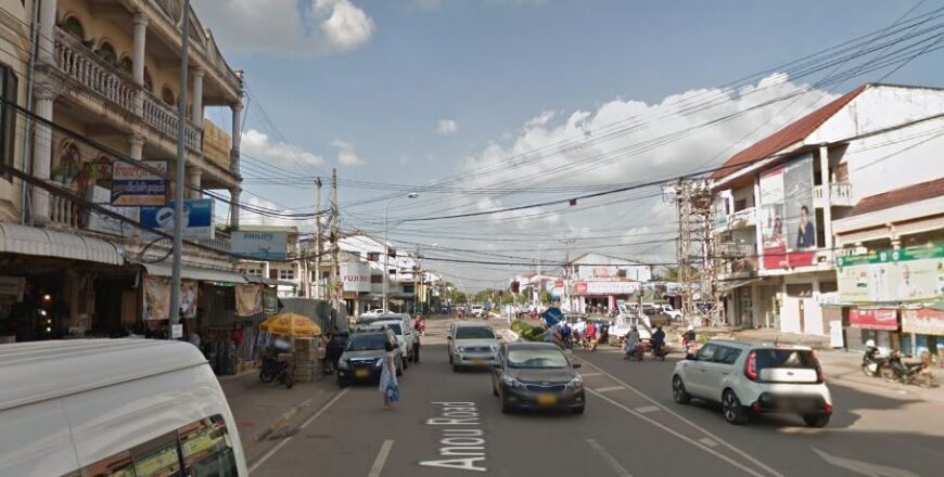 ເຈົ້າໜ້າທີ່ ກໍານົດເສັ້ນທາງສັນຈອນ ແລະ ບ່ອນຈອດລົດປະເພດຕ່າງໆ ໃນງານບຸນອອກພັນສາ ແລະ ຊ່ວງເຮືອ ທ່າວັດຈັນ ປີ 2023 ເຈົ້າໜ້າທີ່ ກໍານົດເສັ້ນທາງສັນຈອນ ແລະ ບ່ອນຈອດລົດປະເພດຕ່າງໆ ໃນງານບຸນອອກພັນສາ ແລະ ຊ່ວງເຮືອ ທ່າວັດຈັນ ປີ 2023