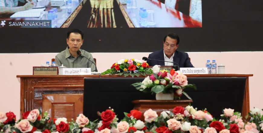 ລັດຖະມົນຕີກະຊວງອຸດສາຫະກໍາ ແລະ ການຄ້າ ເນັ້ນໃຫ້ 3 ແຂວງພາກກາງ ນຳໃຊ້ມາດຕະການຢ່າງເຂັ້ມງວດ ເດັດຂາດຕໍ່ຜູ້ລະເມີດກົດໝາຍ ຕໍ່ຜູ້ໃຊ້ໜ້າທີ່ຫາຜົນຜະໂຫຍດ ແບບບໍ່ຊອບທຳ ລັດຖະມົນຕີກະຊວງອຸດສາຫະກໍາ ແລະ ການຄ້າ ເນັ້ນໃຫ້ 3 ແຂວງພາກກາງ ນຳໃຊ້ມາດຕະການຢ່າງເຂັ້ມງວດ ເດັດຂາດຕໍ່ຜູ້ລະເມີດກົດໝາຍ ຕໍ່ຜູ້ໃຊ້ໜ້າທີ່ຫາຜົນຜະໂຫຍດ ແບບບໍ່ຊອບທຳ