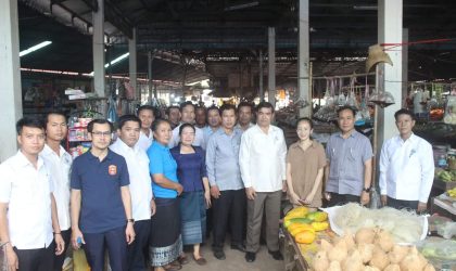 ລົງເຄື່ອນໄຫວກວດກາ,ຕິດຕາມ ການຄຸ້ມຄອງລາຄາສິນຄ້າ ແລະ ຄ່າບໍລິການ ຢູ່ເມືອງໂພນທອງ