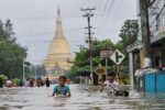 ຊາວມຽນມາຫລາຍກວ່າ 14.000 ຄົນຢູ່ພະໂຄ ເດືອດຮ້ອນໜັກຈາກນໍ້າຖ້ວມ