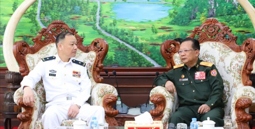ລັດຖະມົນຕີ ກະຊວງປ້ອງກັນປະເທດ ຕ້ອນຮັບຜູ້ແທນກອງທັບປົດປ່ອຍປະຊາຊົນຈີນ