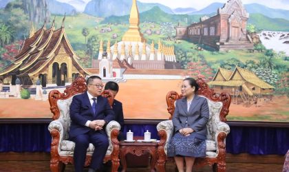 ລັດຖະມົນຕີກະຊວງ ຖວທ ຕ້ອນຮັບ ຮອງຜູ້ອຳນວຍການໃຫຍ່ ວິທະຍຸໂທລະພາບສູນກາງຈີນ
