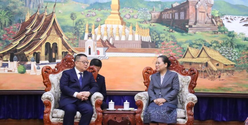 ລັດຖະມົນຕີກະຊວງ ຖວທ ຕ້ອນຮັບ ຮອງຜູ້ອຳນວຍການໃຫຍ່ ວິທະຍຸໂທລະພາບສູນກາງຈີນ ລັດຖະມົນຕີກະຊວງ ຖວທ ຕ້ອນຮັບ ຮອງຜູ້ອຳນວຍການໃຫຍ່ ວິທະຍຸໂທລະພາບສູນກາງຈີນ