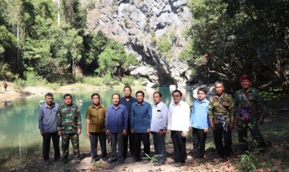ຮອງເລຂາພັກແຂວງໆຄໍາມ່ວນ ຊຸກຍູ້ປຸກລະດົມປະຊາຊົນທຳການຜະລິດ ໃຫ້ກຸ້ມຢູ່ກຸ້ມກິນ ແລະ ຜະລິດເປັນສິນຄ້າ