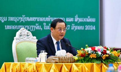 ນາຍົກ ເນັ້ນໃຫ້ຕິດຕາມກວດກາຄືນໂຄງການເຊົ່າ ແລະ ສຳປະທານທີ່ດິນຂອງລັດ ສ່ວນໂຄງການທີ່ບໍ່ມີປະສິດທິຜົນກໍຕ້ອງໃຫ້ຢຸດເຊົາ ຫລື ຍົກເລີກ