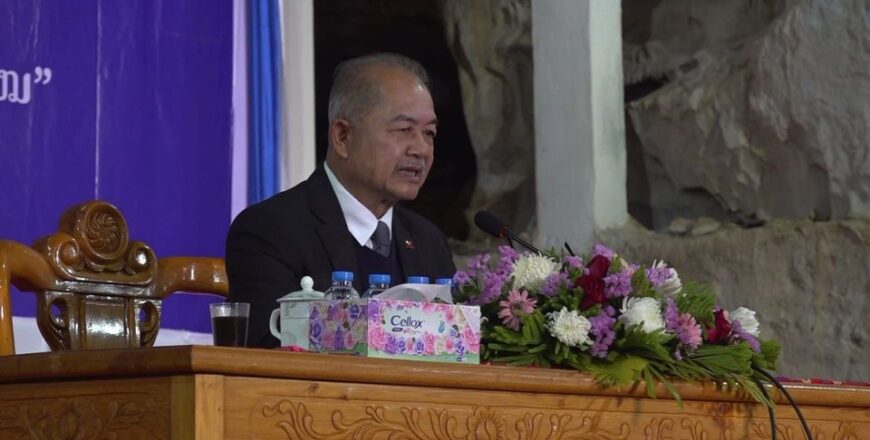 ຍັງມີແພດໝໍຈໍານວນໜຶ່ງ ຖືເບົາວິຊາສະເພາະ ຂາດຈັນຍາບັນຈັນຍາທຳ ບາງດ້ານເອື່ອຍອີງໃສ່ກັນ ແລະ ຫວັງຜົນປະໂຫຍດ
