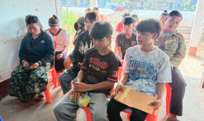 ປກສ ເມືອງບາຈຽງຈະເລີນສຸກ ສຶກສາອົບຮົມກຸ່ມໄວໜຸ່ມຂັບຂີ່ລົດໄວໃຊ້ສຽງດັງລົບກວນສັງຄົມ 15 ຄົນ