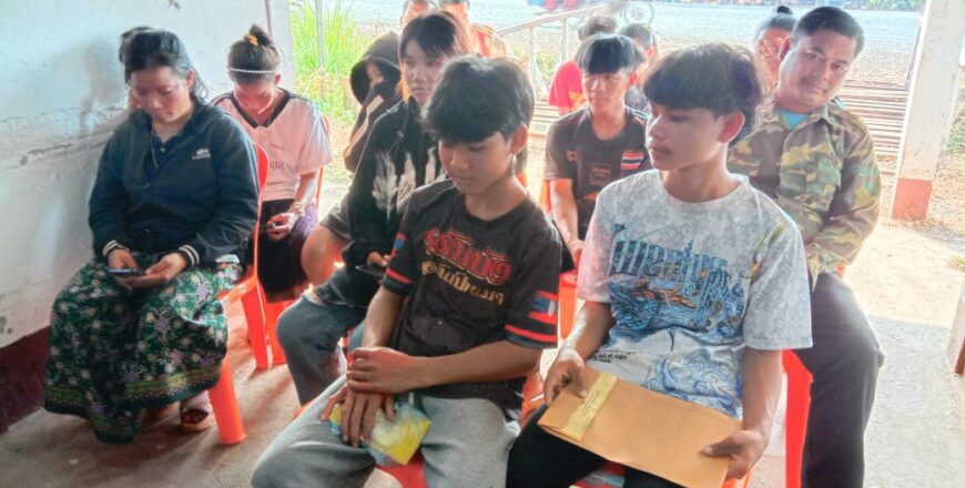 ປກສ ເມືອງບາຈຽງຈະເລີນສຸກ ສຶກສາອົບຮົມກຸ່ມໄວໜຸ່ມຂັບຂີ່ລົດໄວໃຊ້ສຽງດັງລົບກວນສັງຄົມ 15 ຄົນ