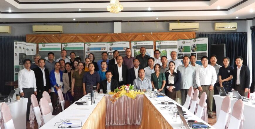ກຽມສະເໜີອຸທິຍານແຫ່ງຊາດຫີນໜາມໜໍ່ເຂົ້າເປັນມໍຣະດົົກໂລກ ກຽມສະເໜີອຸທິຍານແຫ່ງຊາດຫີນໜາມໜໍ່ເຂົ້າເປັນມໍຣະດົົກໂລກ