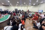 ເຈົ້າໜ້າທີ່ໄທ! ບຸກເຂົ້າກວດຄົ້ນຄາຊີໂນແຫ່ງໜຶ່ງຢູ່ບາງໃຫຍ່ ແລະ ຈັບຜູ້ຫລິ້ນການພະນັນ 300 ຄົນ
