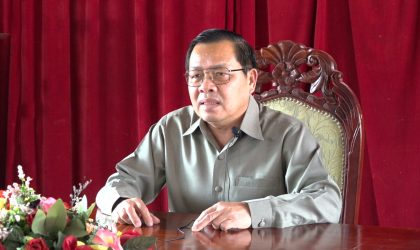 ວ່າການເຈົ້າເມືອງໆປາກລາຍ ຊີ້ແຈ້ງກໍລະນີຜີໂຂນລ່ວງລະເມີດລວນລາມແມ່ຍິງ ໃນງານເທດສະການບຸນພະເຫວດ-ຜີໂຂນ