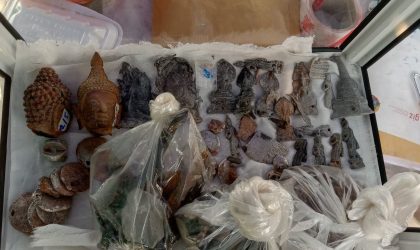 ຂຸດຄົ້ນພົບວັດຖຸບູຮານ 81 ລາຍການ