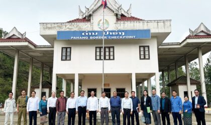 ຮອງລັດຖະມົນຕີກະຊວງການຕ່າງປະເທດ ເຄື່ອນໄຫວເຮັດວຽກ ທີ່ດ່ານປ່າຮ່າງ, ເມືອງສົບເບົາ, ແຂວງຫົວພັນ
