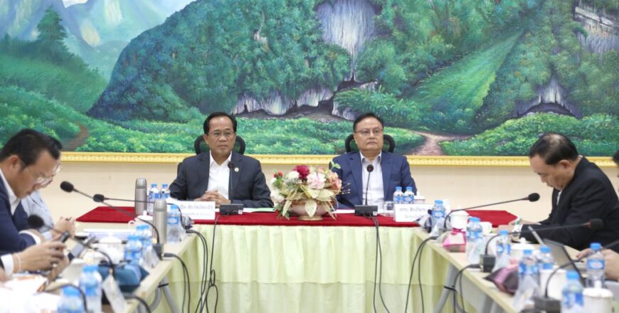 ກະຊວງການເງິນ ແລະ ທະນາຄານແຫ່ງ ສປປ ລາວ ຮ່ວມກັນຫາລືເພື່ອແກ້ໄຂບັນຫາການເງິນ-ເງິນຕາ
