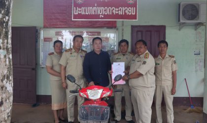 ມອບລົດຈັກເວບ100 ທີ່ຖືກໂຈນລັກໄປແຕ່ປີ 2023 ຄືນໃຫ້ເຈົ້າຂອງເດີມ