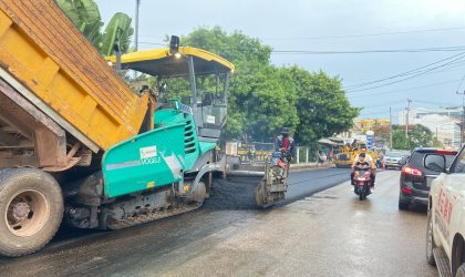 ຄາດວ່າການປັບປຸງ ແລະ ສ້ອມແປງເສັ້ນທາງ 18 ເສັ້ນ ໃນນະຄອນຫລວງວຽງຈັນ ຈະສຳເລັດໃນທ້າຍເດືອນຕຸລາ 2024