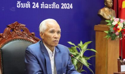 ສະຫາຍ ຄຳພັນ ເຜີຍຍະວົງ ຄະນະເລຂາທິການສູນກາງພັກ ຫົວໜ້າຄະນະໂຄສະນາອົບຮົມສູນກາງພັກ ປະທານສະພາທິດສະດີສູນກາງພັກຢ້ຽມຢາມ ແລະ ເຮັດວຽກຢູ່ແຂວງສາລະວັນ