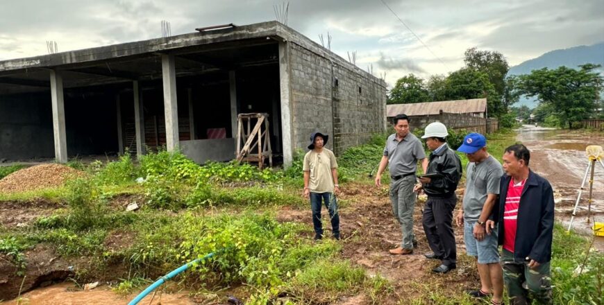 ເຈົ້າແຂວງຈໍາປາສັກ ລົງເຄື່ອນໄຫວ-ຕິດຕາມ ແລະ ຊີ້ນຳແກ້ໄຂບັນຫາ ນໍ້າຖ້ວມຂັງ