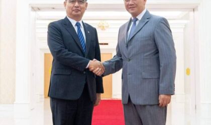 ຄະນະນໍາ ອອປສ ແຫ່ງ ສປປ ລາວ ເຂົ້າຢ້ຽມຂໍ່ານັບ ນາຍົກລັດຖະມົນຕີ ແຫ່ງ ຣາຊະອານາຈັກກໍາປູເຈຍ