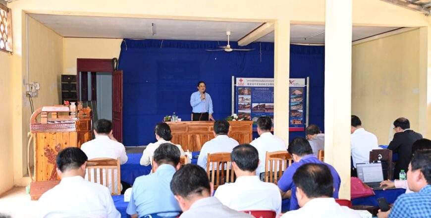 ນາຍົກລັດຖະມົນຕີ ເຄື່ອນໄຫວເຮັດວຽກຢູ່ແຂວງຫລວງພະບາງ ແລະ ຢ້ຽມຢາມຖາມຂ່າວປະຊາຊົນ ບ້ານບວມອໍ້ ນາຍົກລັດຖະມົນຕີ ເຄື່ອນໄຫວເຮັດວຽກຢູ່ແຂວງຫລວງພະບາງ ແລະ ຢ້ຽມຢາມຖາມຂ່າວປະຊາຊົນ ບ້ານບວມອໍ້