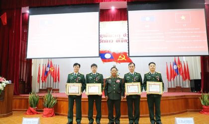ໂຮງໝໍສູນກາງ 103 ກອງທັບປະຊາຊົນລາວ ແລະ ຫວຽດນາມ ສຳເລັດການຮ່ວມມືຜ່າຕັດປູກຖ່າຍໄຂ່ຫລັງ