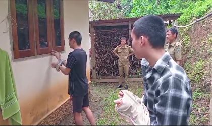 ຈັບໂຈນ 2 ຄົນ ທີ່ລັກຄຳ ປະຊາຊົນຫລາຍກວ່າ 68 ບາດ ແລະ ເງິນສົດ ຢູ່ເມືອງແອດ ແຂວງຫົວພັນ