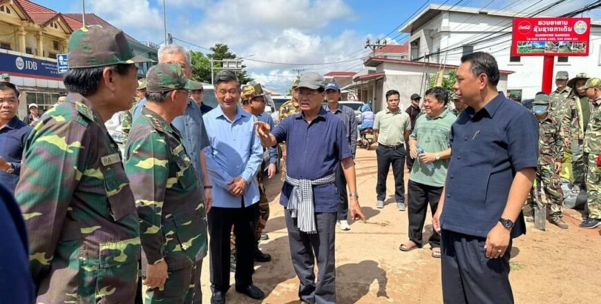 ປະທານປະເທດເຄື່ອນໄຫວຕິດຕາມ, ຊີ້ນຳ ແລະ ມອບເຄື່ອງຊ່ວຍເຫລືອຜູ້ປະສົບໄພນໍ້າຖ້ວມ ຢູ່ຈຸດຕ່າງໆ ໃນນະຄອນຫລວງວຽງຈັນ ປະທານປະເທດເຄື່ອນໄຫວຕິດຕາມ, ຊີ້ນຳ ແລະ ມອບເຄື່ອງຊ່ວຍເຫລືອຜູ້ປະສົບໄພນໍ້າຖ້ວມ ຢູ່ຈຸດຕ່າງໆ ໃນນະຄອນຫລວງວຽງຈັນ