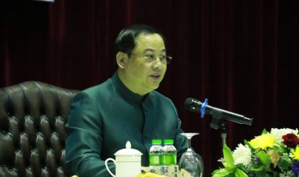 ນາຍົກລັດຖະມົນຕີ ເນັ້ນໃຫ້ຜູ້ບໍລິຫານການສຶກສາເອົາໃຈໃສ່ພັດທະນາຊັບພະຍາກອນມະນຸດໃຫ້ມີຄຸນນະພາບ