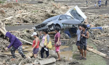 ພາຍຸໝູນເຂດຮ້ອນ Trami ພັດຜ່ານຟິລິບປິນ ມີຜູ້ເສຍຊີວິດ 100 ຄົນ ມູນຄ່າເສຍຫາຍເບືອງຕົ້ນ 825 ລ້ານເປໂຊ ຫລື ປະມານ 310 ຕື້ກວ່າກີບ